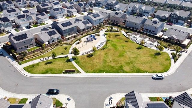 1020 Wayfarer, Madera, CA 93636