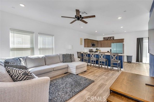 1020 Wayfarer, Madera, CA 93636