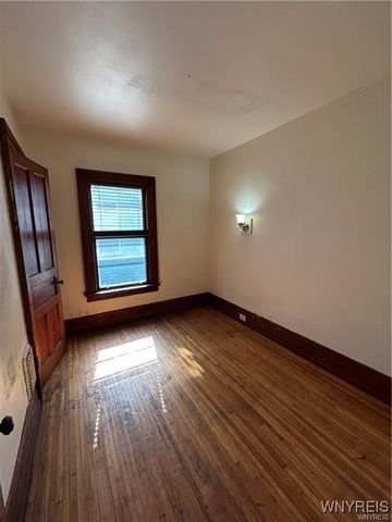 352 Auburn Avenue, Buffalo, NY 14213