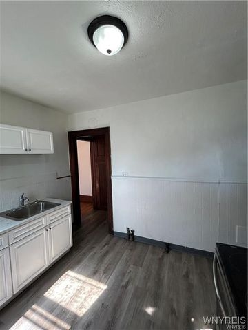 352 Auburn Avenue, Buffalo, NY 14213