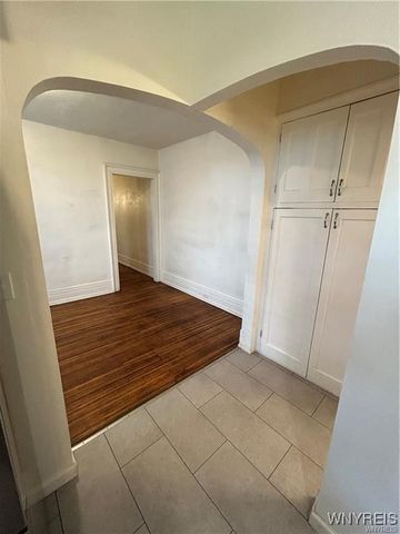 352 Auburn Avenue, Buffalo, NY 14213