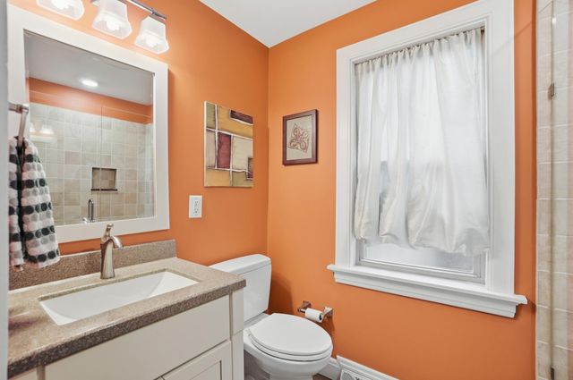 87 W Vernon Lane, Fort Thomas, KY 41075