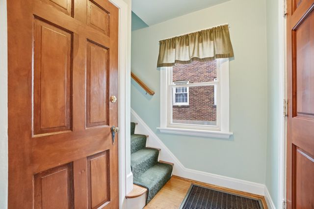 87 W Vernon Lane, Fort Thomas, KY 41075