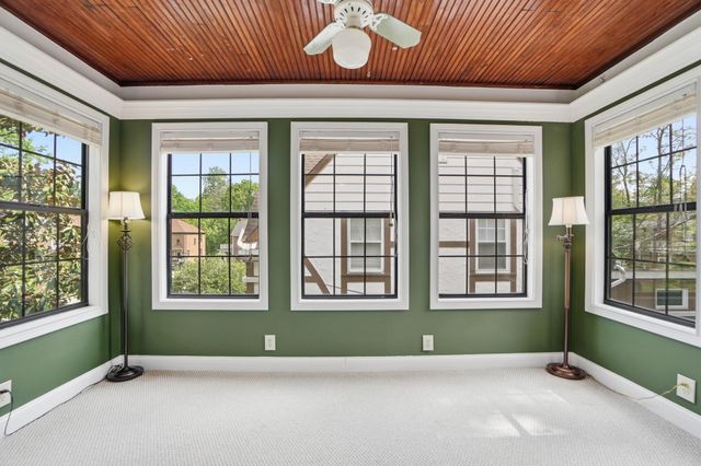 87 W Vernon Lane, Fort Thomas, KY 41075