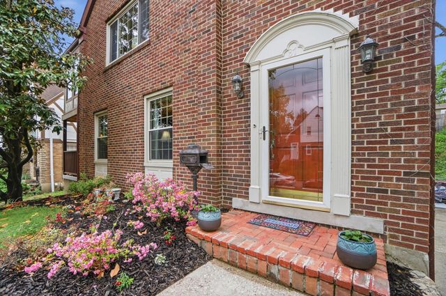 87 W Vernon Lane, Fort Thomas, KY 41075