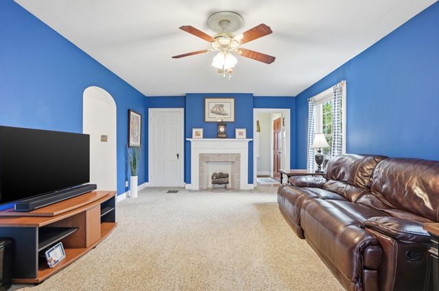 87 W Vernon Lane, Fort Thomas, KY 41075