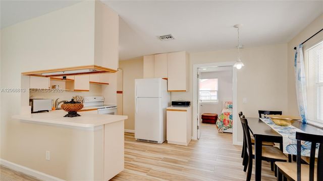 3344 Plaza Place, Lake Worth, FL 33462