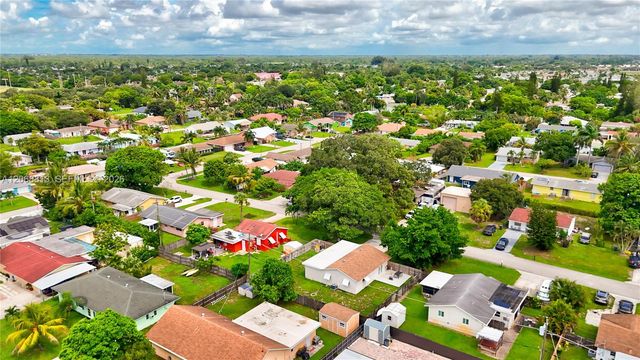 3344 Plaza Place, Lake Worth, FL 33462