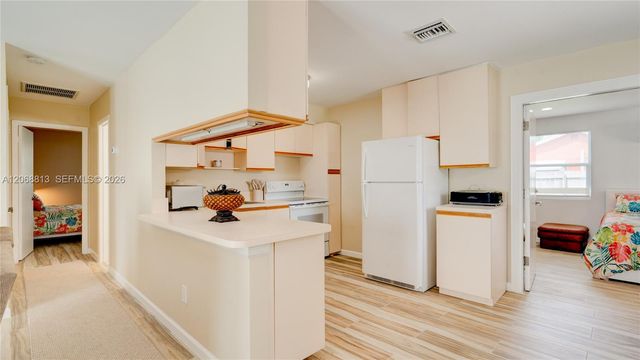 3344 Plaza Place, Lake Worth, FL 33462