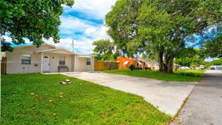 3344 Plaza Place, Lake Worth, FL 33462