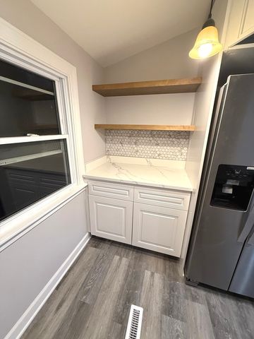 758 N Kenilworth Avenue, Glen Ellyn, IL 60137