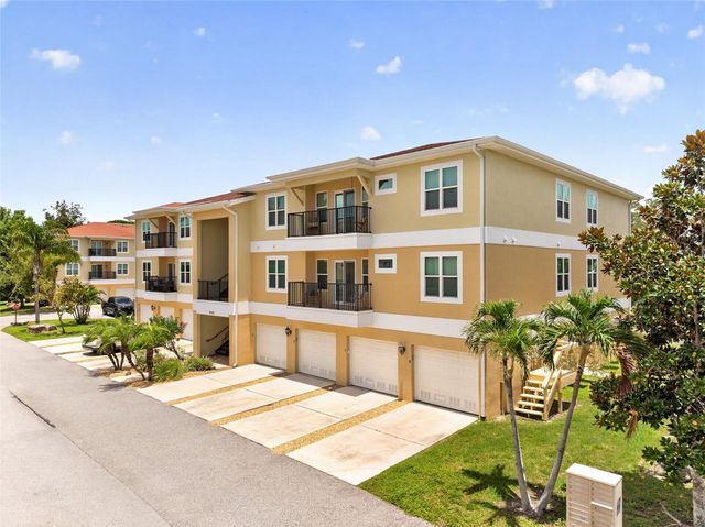 6420 BANYAN BOULEVARD 201, New Port Richey, FL 34652