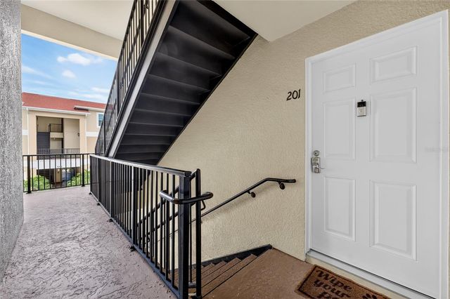 6420 BANYAN BOULEVARD 201, New Port Richey, FL 34652