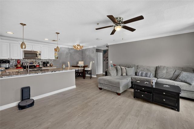 6420 BANYAN BOULEVARD 201, New Port Richey, FL 34652
