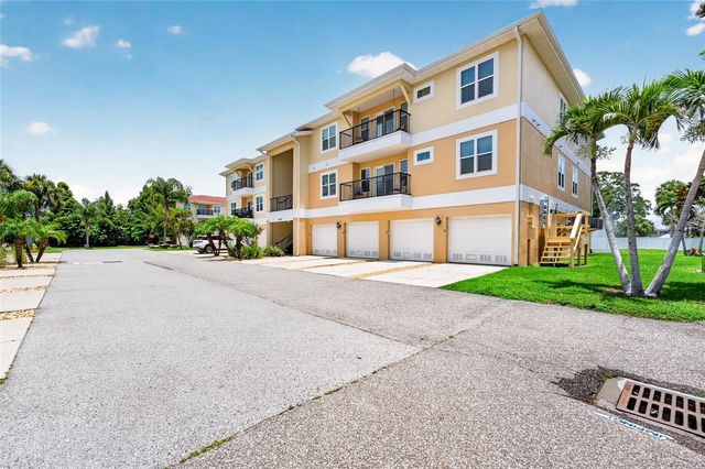 6420 BANYAN BOULEVARD 201, New Port Richey, FL 34652