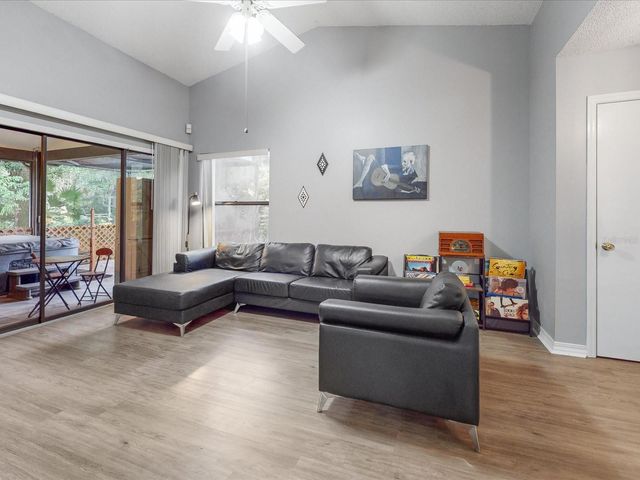 157 COVENTRY CIRCLE, Haines City, FL 33844