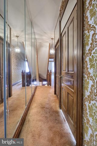 745 WALNUT ST, Columbia, PA 17512