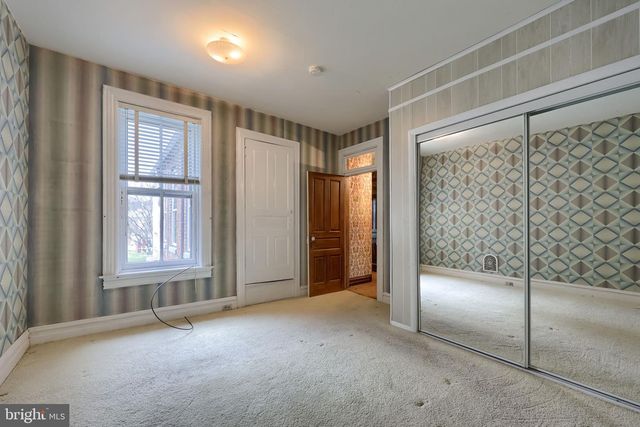 745 WALNUT ST, Columbia, PA 17512