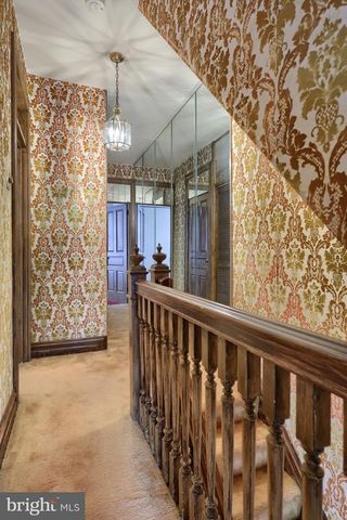 745 WALNUT ST, Columbia, PA 17512