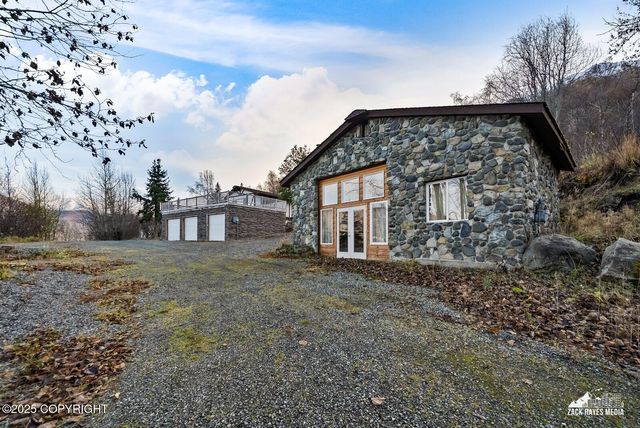 19330 Stonehill Drive, Eagle River, AK 99577