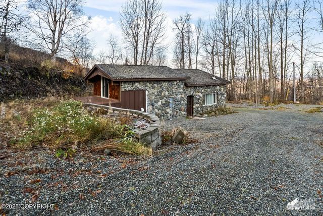 19330 Stonehill Drive, Eagle River, AK 99577