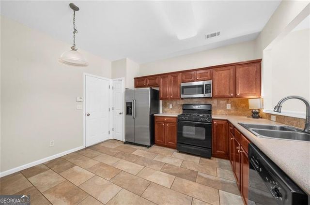 1462 Bellsmith Drive, Roswell, GA 30076