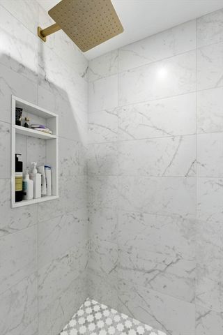 37 Bay State Rd 4, Boston, MA 02215