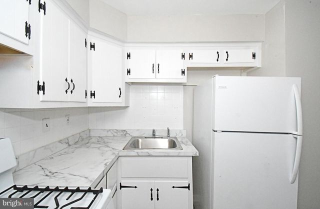 356 BEVERLY BLVD, Upper Darby, PA 19082