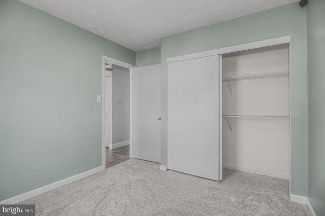 6105-A HOSKINS HOLLOW CIR, Centreville, VA 20121