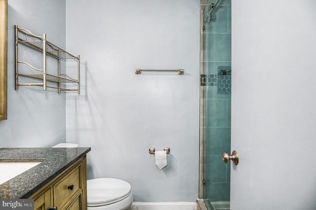 6105-A HOSKINS HOLLOW CIR, Centreville, VA 20121