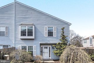 6105-A HOSKINS HOLLOW CIR, Centreville, VA 20121