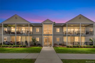 305 N Eton Street A, Birmingham, MI 48009