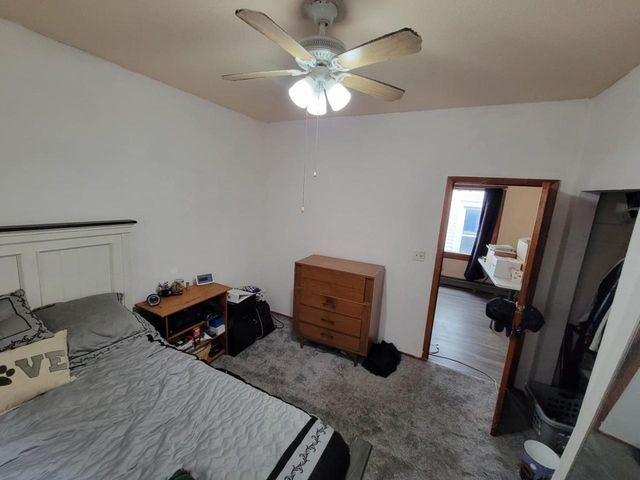 2423 S 9th PLACE, Milwaukee, WI 53215