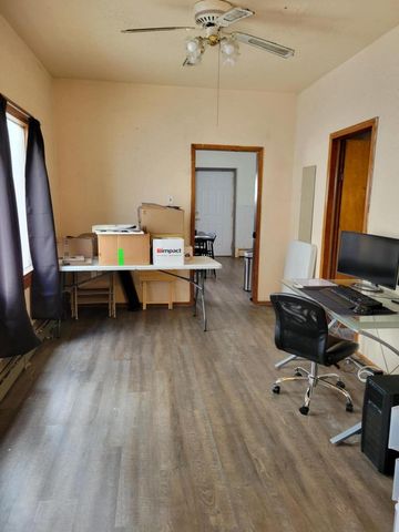 2423 S 9th PLACE, Milwaukee, WI 53215