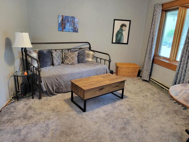 2423 S 9th PLACE, Milwaukee, WI 53215