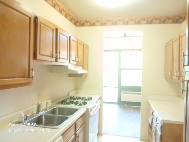 3041 S Michigan Avenue 506, Chicago, IL 60616