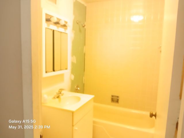 3041 S Michigan Avenue 506, Chicago, IL 60616