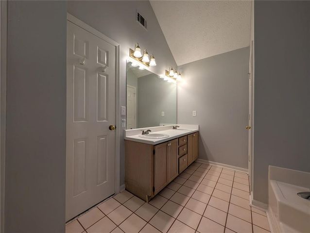 3004 Dogwood Lane, Loganville, GA 30052