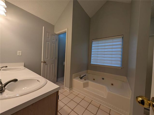 3004 Dogwood Lane, Loganville, GA 30052