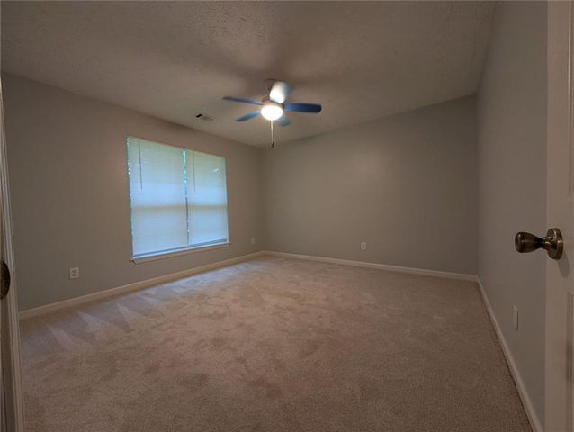 3004 Dogwood Lane, Loganville, GA 30052