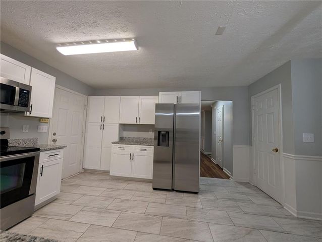 3004 Dogwood Lane, Loganville, GA 30052
