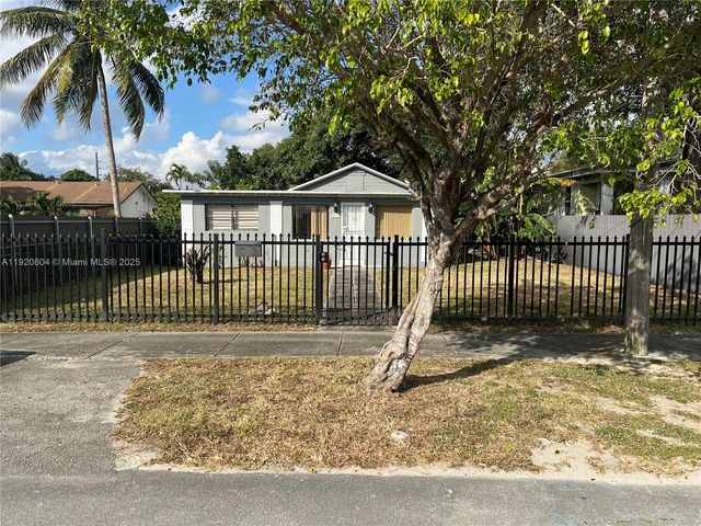 2255 NW 85th St, Miami, FL 33147