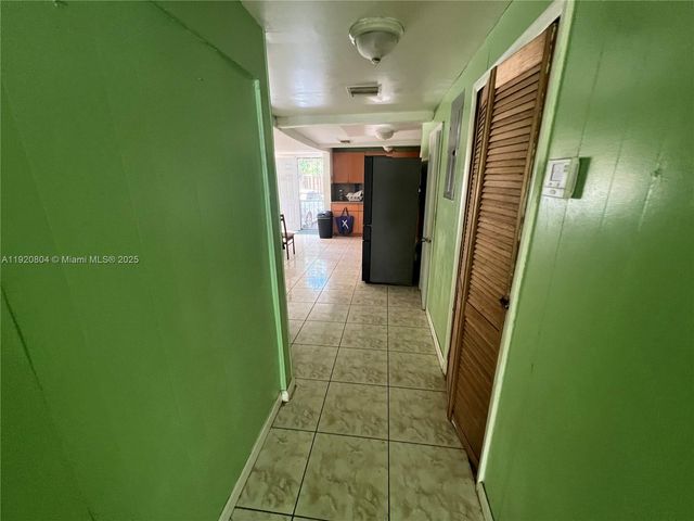 2255 NW 85th St, Miami, FL 33147