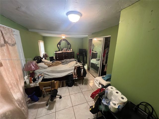 2255 NW 85th St, Miami, FL 33147