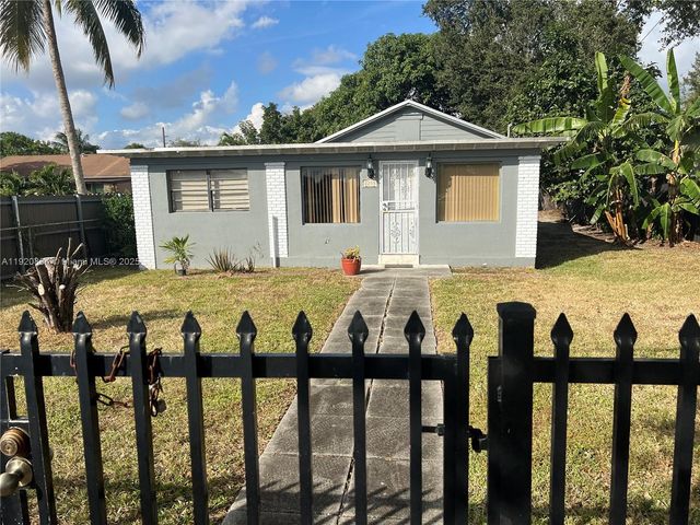 2255 NW 85th St, Miami, FL 33147
