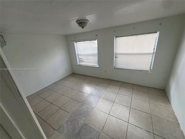 2255 NW 85th St, Miami, FL 33147