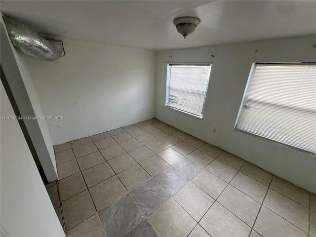 2255 NW 85th St, Miami, FL 33147