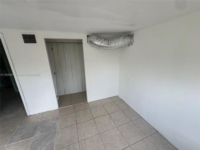 2255 NW 85th St, Miami, FL 33147