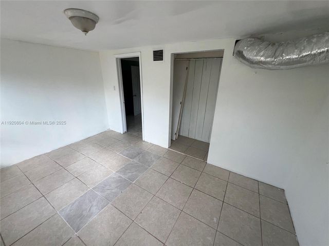 2255 NW 85th St, Miami, FL 33147