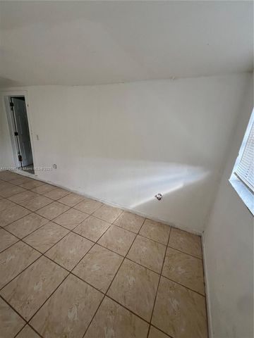 2255 NW 85th St, Miami, FL 33147